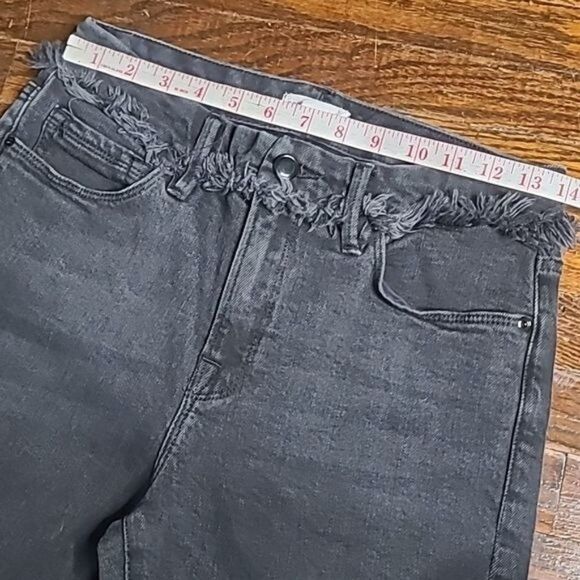 Good American Faded Black Distressed Hem Skinny Jeans size 4 / 27 - Picture 10 of 14